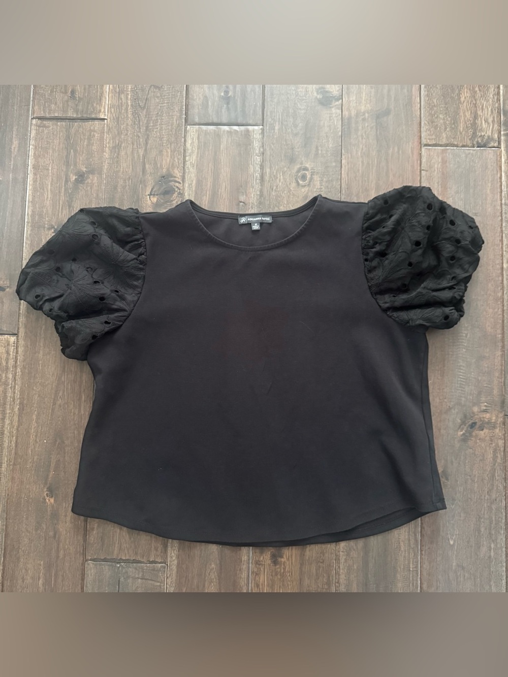 Adrianna Papell Black Eyelet Puff Sleeve Blouse M